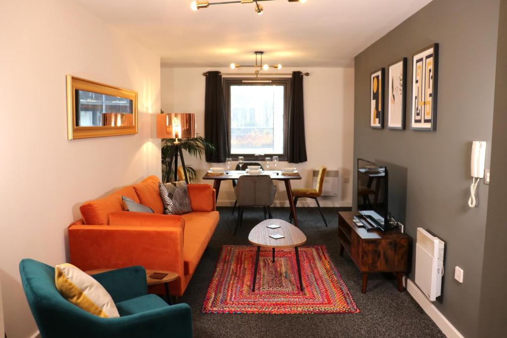 Gorgeous Modernised City Centre Apartment