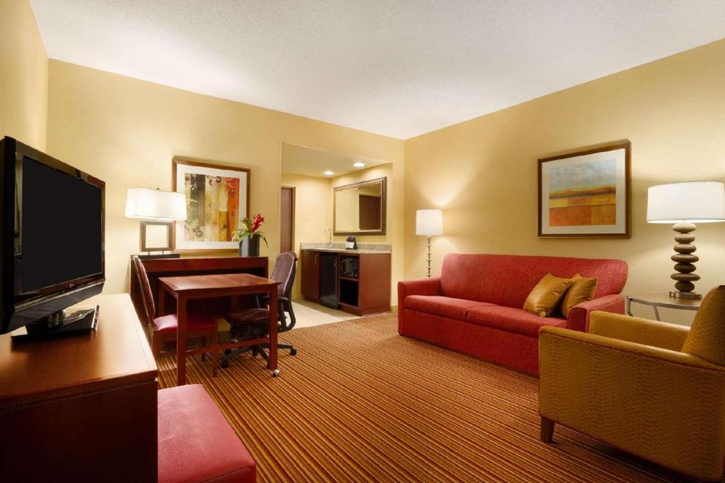 Embassy Suites by Hilton Norman Hotel & Conference Center (Norman)