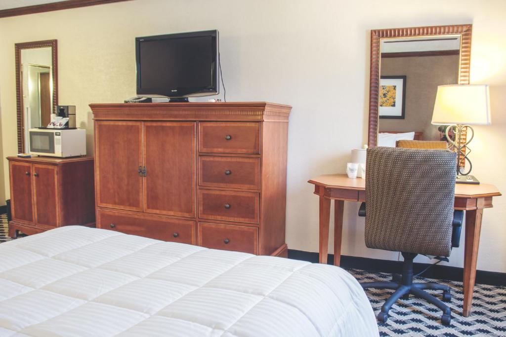 MCM Eleganté Hotel & Conference Center (Beaumont)