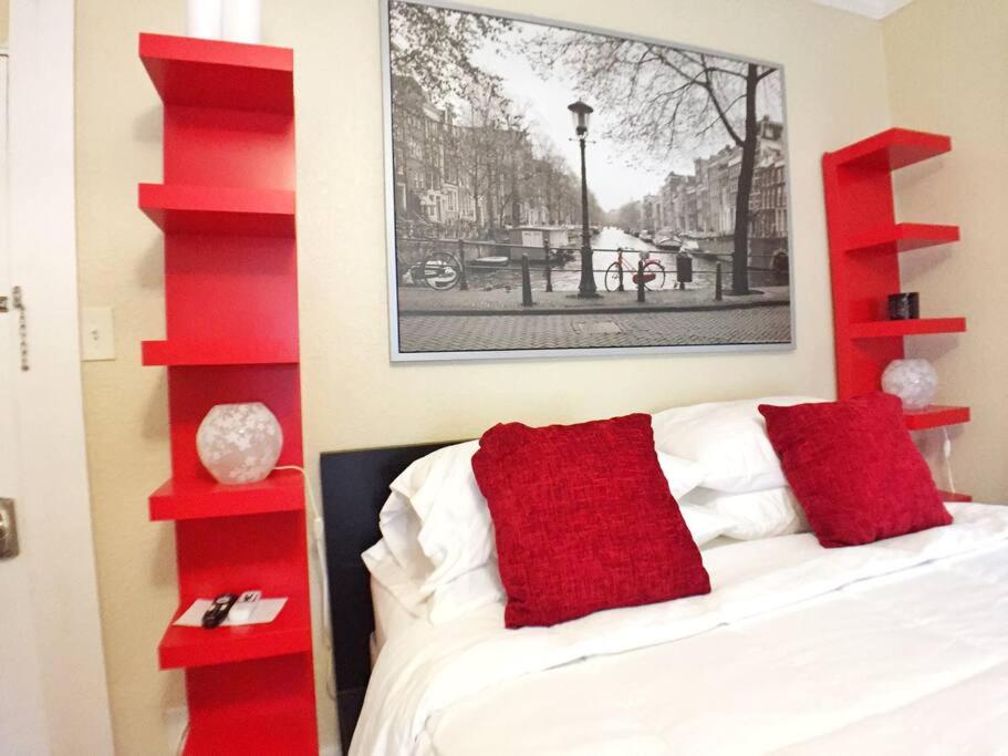 Downtown Private Modern Suite Heart of San Diego Downtown Easy check-in & Fast WiFi