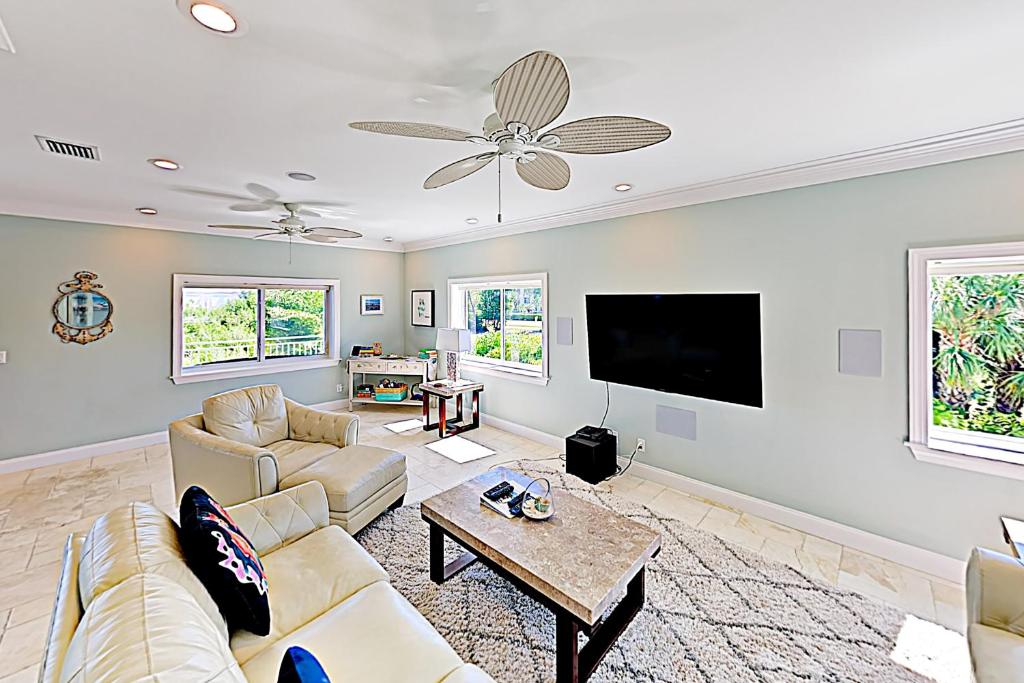 Coco Plum Paradise (Marathon)