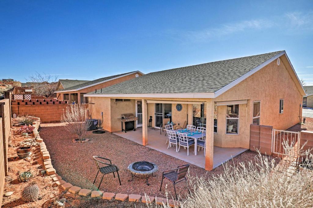 Modern Home Less Than 7Mi to Lake Powell and Antelope Canyon!