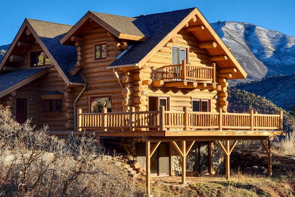 Spacious Mountain Retreat with Deck Hike and Explore!