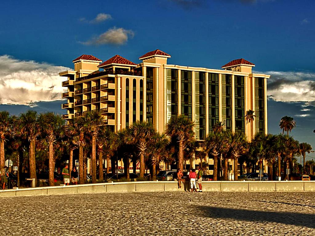 Pier House 60 Clearwater Beach Marina Hotel (Clearwater Beach) 