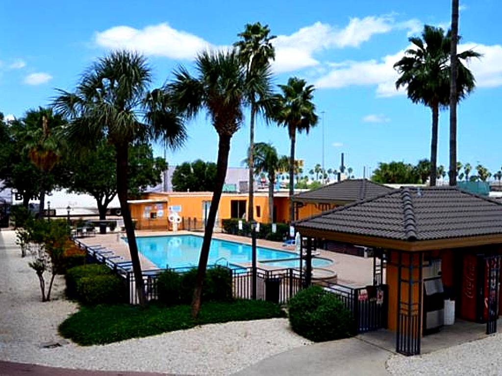 Americas Best Value Inn Laredo