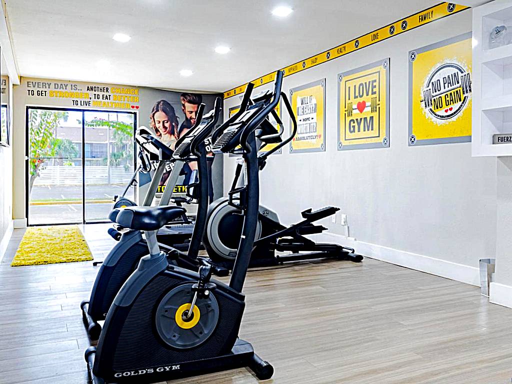 Palazzo Lakeside Hotel