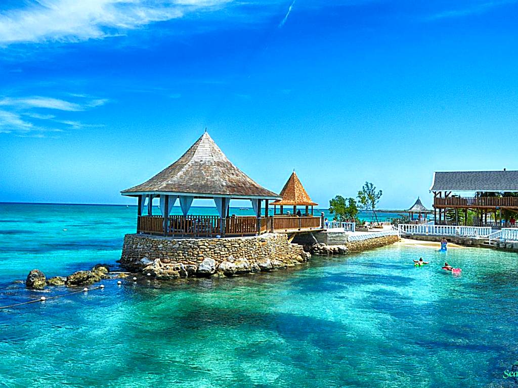 SeaGarden Beach Resort - All Inclusive