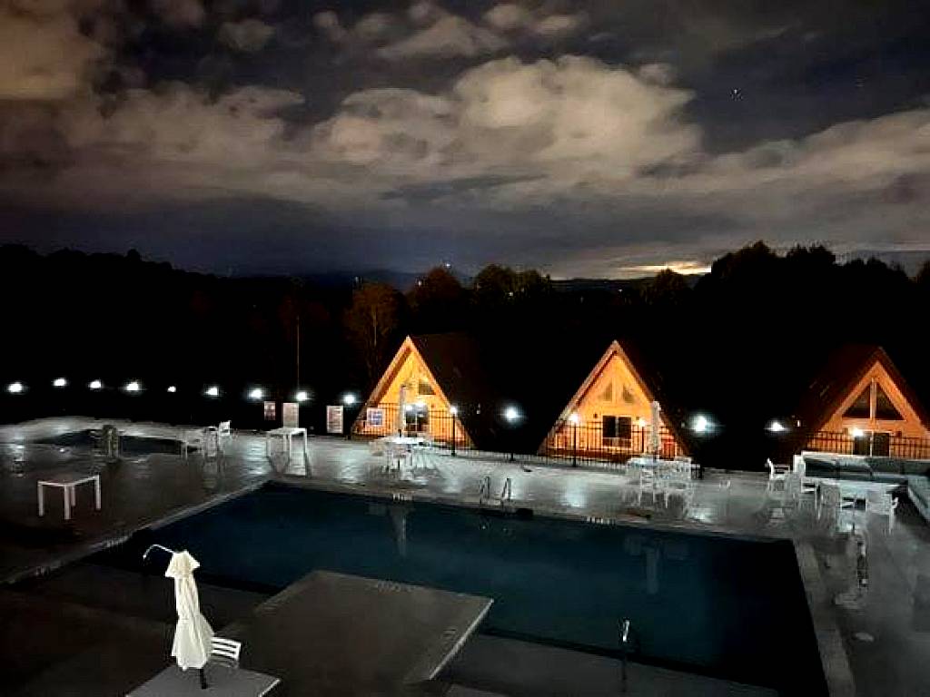 Skylaranna Hotel & Resort (Hendersonville)