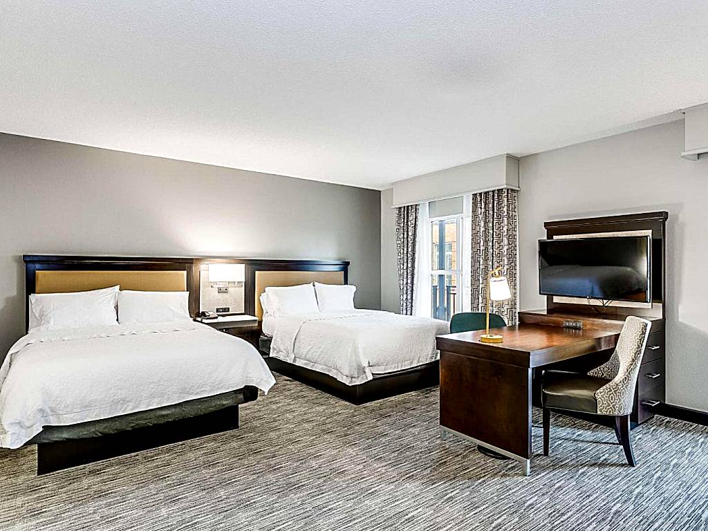 Hampton Inn & Suites Mobile - Downtown Historic District: Queen Studio with Balcony - Non-Smoking (Mobile)