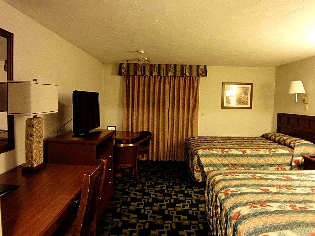 Hyannis Travel Inn: Standard Double Room