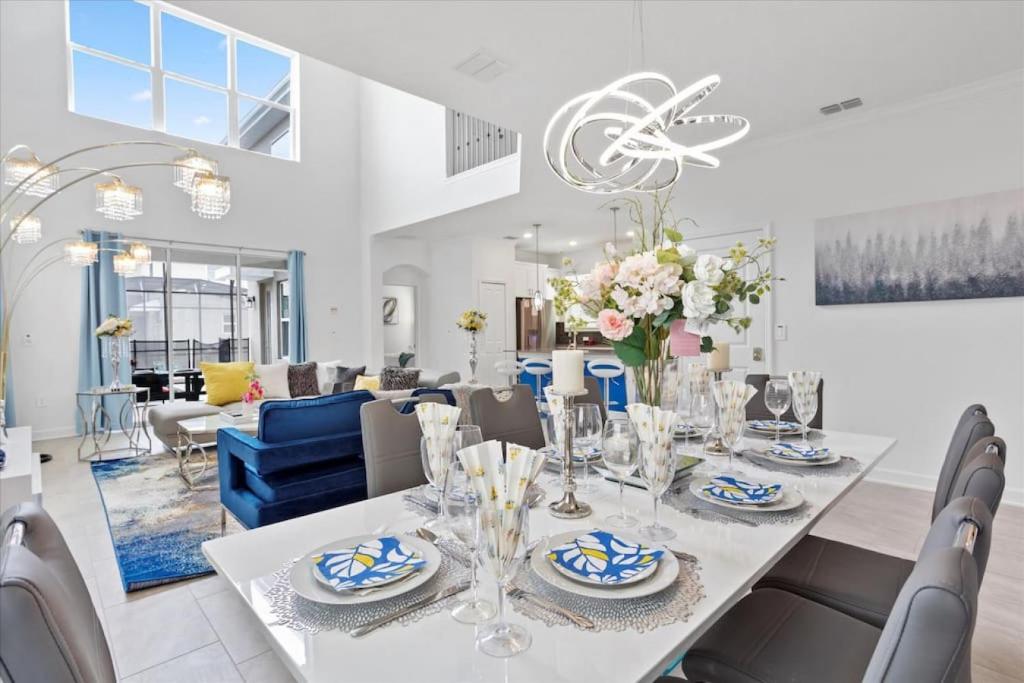 Crystal in Storylake resort 5beds with pool, gameroom