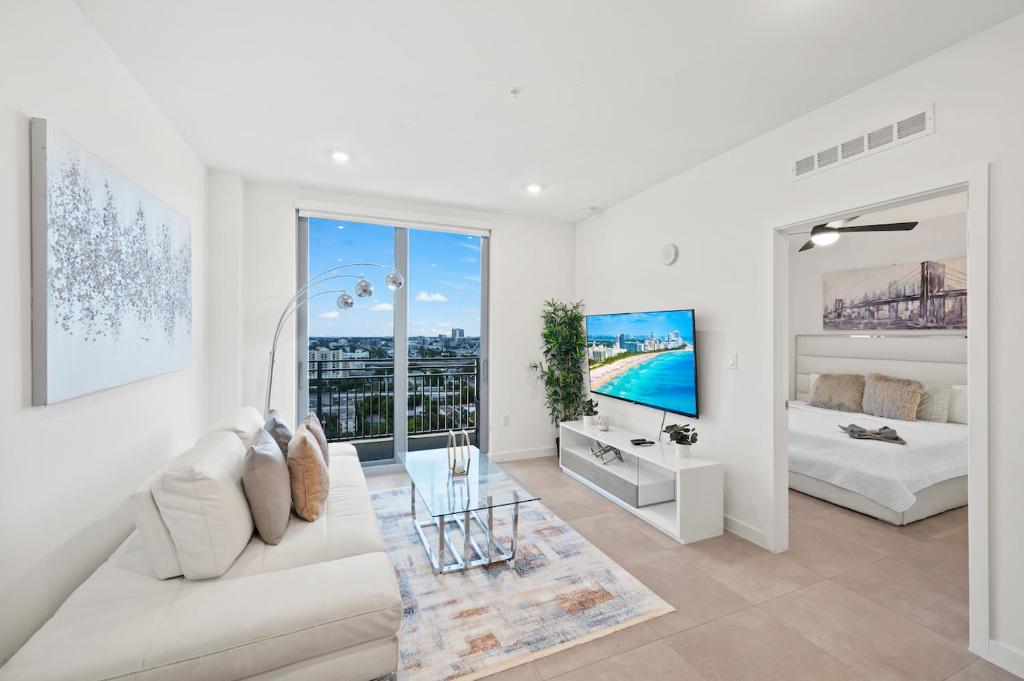 Beautiful Unit in Downtown Miami With Free Parking