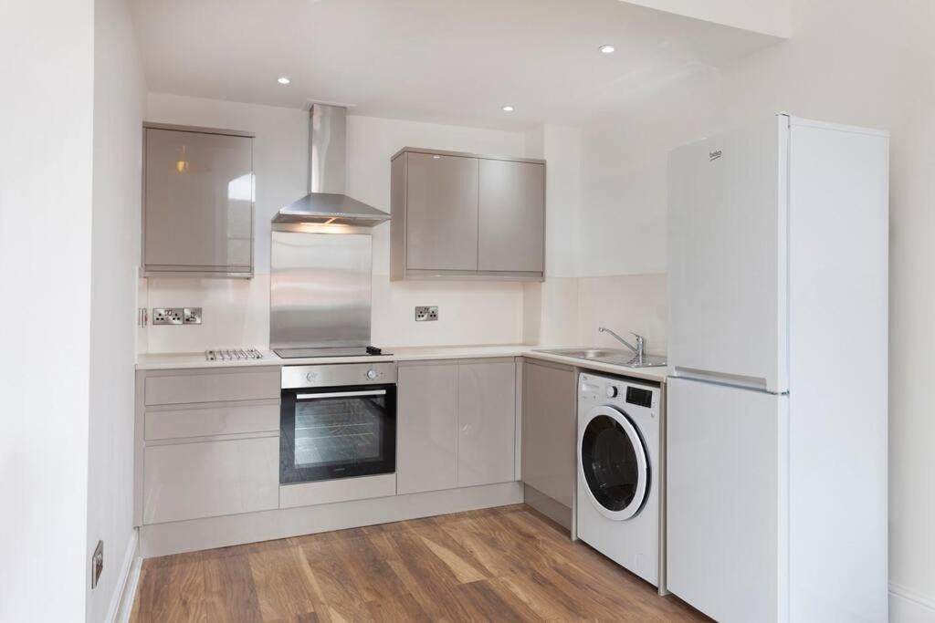 Chic Living At The Chancery